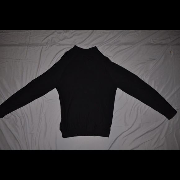 Calvin Klein pull over sweater worn couple times - Picture 4 of 4